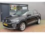 Volkswagen T-Roc 1.5 TSI 150pk DSGSport Camera , Virtual Cockpit , Navi , Led , Carplay, DAB+ ,PDC, LMV, Electr. bedienbare achterklep, Schakelflippers aan stuurwiel etc..