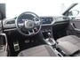 Volkswagen T-Roc 1.5 TSI 150pk DSGSport Camera , Virtual Cockpit , Navi , Led , Carplay, DAB+ ,PDC, LMV, Electr. bedienbare achterklep, Schakelflippers aan stuurwiel etc..