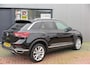 Volkswagen T-Roc 1.5 TSI 150pk DSGSport Camera , Virtual Cockpit , Navi , Led , Carplay, DAB+ ,PDC, LMV, Electr. bedienbare achterklep, Schakelflippers aan stuurwiel etc..