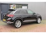 Volkswagen T-Roc 1.5 TSI 150pk DSGSport Camera , Virtual Cockpit , Navi , Led , Carplay, DAB+ ,PDC, LMV, Electr. bedienbare achterklep, Schakelflippers aan stuurwiel etc..