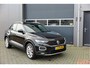 Volkswagen T-Roc 1.5 TSI 150pk DSGSport Camera , Virtual Cockpit , Navi , Led , Carplay, DAB+ ,PDC, LMV, Electr. bedienbare achterklep, Schakelflippers aan stuurwiel etc..