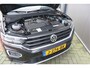Volkswagen T-Roc 1.5 TSI 150pk DSGSport Camera , Virtual Cockpit , Navi , Led , Carplay, DAB+ ,PDC, LMV, Electr. bedienbare achterklep, Schakelflippers aan stuurwiel etc..