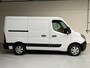 Opel Movano 2.3 Turbo 136pk euro6 L1H1 3Persoons Airco ECC Navigatie, Trekhaak 2500KG, RIJKLAARPRIJS