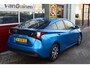 Toyota Prius 1.8 Dynamic O.a: HUD, Camera, Carplay, Stoelverw, Clima, Cruise, Etc. All-in prijs!