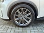 Lexus LBX 1.5 Hybrid Elegant | Leer, Privacy Glass, Stoel + Stuurverwarming, Dodehoekherkenning, Parkeersensoren, 18 inch