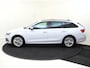 Skoda Octavia Combi 1.4 TSI iV PHEV Business Edition | Panoramadak | Parkeersensoren | Adaptieve cruise control | CarPlay | Airco | Navigatie | Digital cockpit |