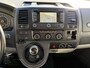 Volkswagen Transporter Kombi 2.0 TDI L2H1 8-persoons BTW en BPM vrij Airco Cruise control Navigatie PDC 1e eigenaar Euro 5