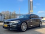 BMW 5-Serie Touring 520i High Executive M-Sport | M-Pakket | PanoramaDak | Trekhaak afneembaar | Bj. 12-2019 |