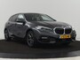 BMW 1-Serie 118i Executive | Sport Line | Camera | Carplay | Sportstoelen | Live Cockpit | Navigatie | Full LED | Climate control | Sfeerverlichting | Cruise control | Park Assist | Bluetooth | Getint glas