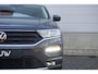 Volkswagen T-Roc 1.0 TSI 110pk Style | Achteruitrijcamera | Navigatie | Apple Carplay & Android Auto