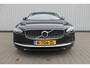 Volvo V90 2.0 T6 AWD Inscription Exclusive | Incl. 12 maanden garantie | Trekhaak | Schuif/kantel dak | Apple carplay | Harman/Kardon | Head-up display | Stoelverwarming + ventilatie | Stuurverwarming | Stoelverwarming achter |