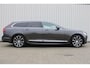 Volvo V90 2.0 T6 AWD Inscription Exclusive | Incl. 12 maanden garantie | Trekhaak | Schuif/kantel dak | Apple carplay | Harman/Kardon | Head-up display | Stoelverwarming + ventilatie | Stuurverwarming | Stoelverwarming achter |