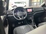Volkswagen T-Cross 1.5 TSI R-Line Edition / Afneembare trekhaak / IQ light / Virtual Cockpit / 150PK / Camera / Stoelverwarming