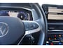 Volkswagen T-Roc 1.0 TSI 110pk Style | Achteruitrijcamera | Navigatie | Trekhaak