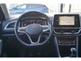 Volkswagen T-Roc 1.0 TSI 110pk Style | Achteruitrijcamera | Navigatie | Trekhaak