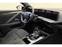Opel Astra 1.6 Hybrid Level 4 180 PK Automaat | Navigatie | Glazen schuif kanteldak | Camera | Alcantara bekleding | Zwart dak | Keyless | Camera