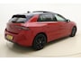 Opel Astra 1.6 Hybrid Level 4 180 PK Automaat | Navigatie | Glazen schuif kanteldak | Camera | Alcantara bekleding | Zwart dak | Keyless | Camera