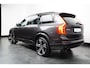 Volvo XC90 2.0 T8 Recharge AWD Ultimate Dark | Trekhaak | HUD | Bowers en Wilkins | Luchtvering | Stoelventilatie Massage | 22 inch LM | Panoramadak |