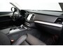 Volvo XC90 2.0 T8 Recharge AWD Ultimate Dark | Trekhaak | HUD | Bowers en Wilkins | Luchtvering | Stoelventilatie Massage | 22 inch LM | Panoramadak |