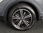 Volkswagen Tiguan 1.4 TSI eHybrid Life/Active 245 pk Automaat (DSG) | Navigatie | Panoramadak | Parkeersensoren (Park assist) | Rondomzicht camera | Stoelverwarming v/a |