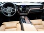 Volvo XC60 T6 AWD AUT8 340PK Inscription | 360 Camera | Power Seats incl. Memory | Harman Kardon Premium Audio | Verwarmbare voorstoelen + stuurwiel | Lederen Bekleding | Massagefunctie | Luchtvering | Glazen panoramisch schuif-/kanteldak | Navigatie | 20"Lichtmetalen velgen | Parkeersensoren voor + achter
