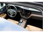 Volvo XC60 T6 AWD AUT8 340PK Inscription | 360 Camera | Power Seats incl. Memory | Harman Kardon Premium Audio | Verwarmbare voorstoelen + stuurwiel | Lederen Bekleding | Massagefunctie | Luchtvering | Glazen panoramisch schuif-/kanteldak | Navigatie | 20"Lichtmetalen velgen | Parkeersensoren voor + achter