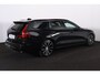 Volvo V60 T6 Recharge AWD Plus Dark - IntelliSafe Assist & Surround - 360º Camera - Harman/Kardon audio - Adaptieve LED koplampen - Verwarmde voorstoelen, stuur & achterbank - Parkeersensoren voor & achter - Elektr. bedienb. voorstoelen met geheugen - Extra getint glas - 18' LMV