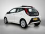 Toyota Aygo 1.0 VVT-i x-play cabrio | 1e Eigenaar | NIEUW GELEVERD EN ONDERHOUDEN | Apple Carplay / Android Auto | sl 51
