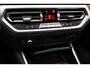 BMW 3-Serie 320i Executive Ed.[ LED koplampen Achteruitrijcamera Cruise Control]
