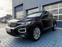 Volkswagen T-Roc 1.5 TSI SPORT ACC STOELVER. PANO TREKHAAK