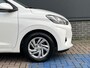Hyundai i10 1.0 Premium / Dealer onderhouden / Navigatie / Climate control / Camera / Parkeersensoren / Cruise / Apple carplay & Android auto /