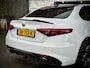 Alfa Romeo Giulia 2.0 T / Super / Veloce pack / Dna / Stage 1 320pk / Pano / SERVICE HISTORY!