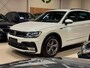 Volkswagen Tiguan 1.4 TSI R-Line, Led, Clima, Multistuur, Private Glas, 19" Velgen, Trekhaak 13P, PDC, Volledig Onderhoud