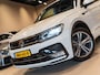 Volkswagen Tiguan 1.4 TSI R-Line, Led, Clima, Multistuur, Private Glas, 19" Velgen, Trekhaak 13P, PDC, Volledig Onderhoud