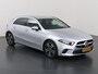 Mercedes-Benz A-klasse 180 Luxury Line | Premium Pack | Distronic | Apple Carplay |Stoelverwarming |