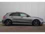 Mercedes-Benz A-klasse 180 AMG Night Pakket Automaat Panoramadak Sfeerverlichting Keyless Half Leder Full LED 18 inch Widescreen Navigatie Camera Stoelverwarming