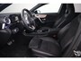 Mercedes-Benz A-klasse 180 AMG Night Pakket Automaat Panoramadak Sfeerverlichting Keyless Half Leder Full LED 18 inch Widescreen Navigatie Camera Stoelverwarming