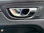 Volvo XC60 2.0 T5 Momentum Automaat 1e Eig. NL-Auto *Geen Afl. kosten*
