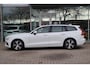 Volvo V60 B3 Momentum Advantage 163pk | Trekhaak | ACC | Stoelverwarming | Camera | Carplay | Navi | Climate