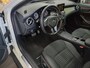 Mercedes-Benz GLA 200 Ambition Dealer onderhouden !