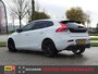 Volvo V40 2.0 T5 245PK Geartronic Carbon Edition | Polestar Uitlaat | 2x PDC | Carplay | Winterpack | H&K speakers |