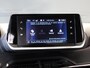 Peugeot 2008 SUV Allure 100 pk | 1ste eigenaar | Trekhaak | Parkeersensoren | AppleCarPlay/Android | LED lampen | LEER/Stof | 17"LMV