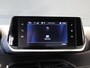 Peugeot 2008 SUV Allure 100 pk | 1ste eigenaar | Trekhaak | Parkeersensoren | AppleCarPlay/Android | LED lampen | LEER/Stof | 17"LMV