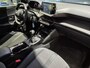 Peugeot 2008 SUV 100 pk Allure | 1ste eigenaar | Trekhaak | Parkeersensoren | AppleCarPlay/Android | LED lampen | LEER/Stof | 17"LMV