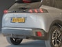 Peugeot 2008 SUV Allure 100 pk | 1ste eigenaar | Trekhaak | Parkeersensoren | AppleCarPlay/Android | LED lampen | LEER/Stof | 17"LMV