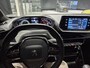 Peugeot 2008 SUV 100 pk Allure | 1ste eigenaar | Trekhaak | Parkeersensoren | AppleCarPlay/Android | LED lampen | LEER/Stof | 17"LMV