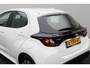 Toyota Yaris 1.5 VVT-i Active 2021 | Trekhaak Afneembaar | Achteruitrij Camera | Navigatie | DAB Radio | Lane Assist | Spraakbediening | Stuurwiel Bediening | Airco | NAP Nationale Autopas | 2 Sleutels | Boekjes