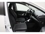 Toyota Yaris 1.5 VVT-i Active 2021 | Trekhaak Afneembaar | Achteruitrij Camera | Navigatie | DAB Radio | Lane Assist | Spraakbediening | Stuurwiel Bediening | Airco | NAP Nationale Autopas | 2 Sleutels | Boekjes