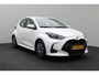 Toyota Yaris 1.5 VVT-i Active 2021 | Trekhaak Afneembaar | Achteruitrij Camera | Navigatie | DAB Radio | Lane Assist | Spraakbediening | Stuurwiel Bediening | Airco | NAP Nationale Autopas | 2 Sleutels | Boekjes