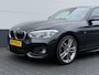 BMW 1-Serie 118i Automaat 136pk 5drs. M-Sport | Zwart leder | 18" Velgen | Full LED